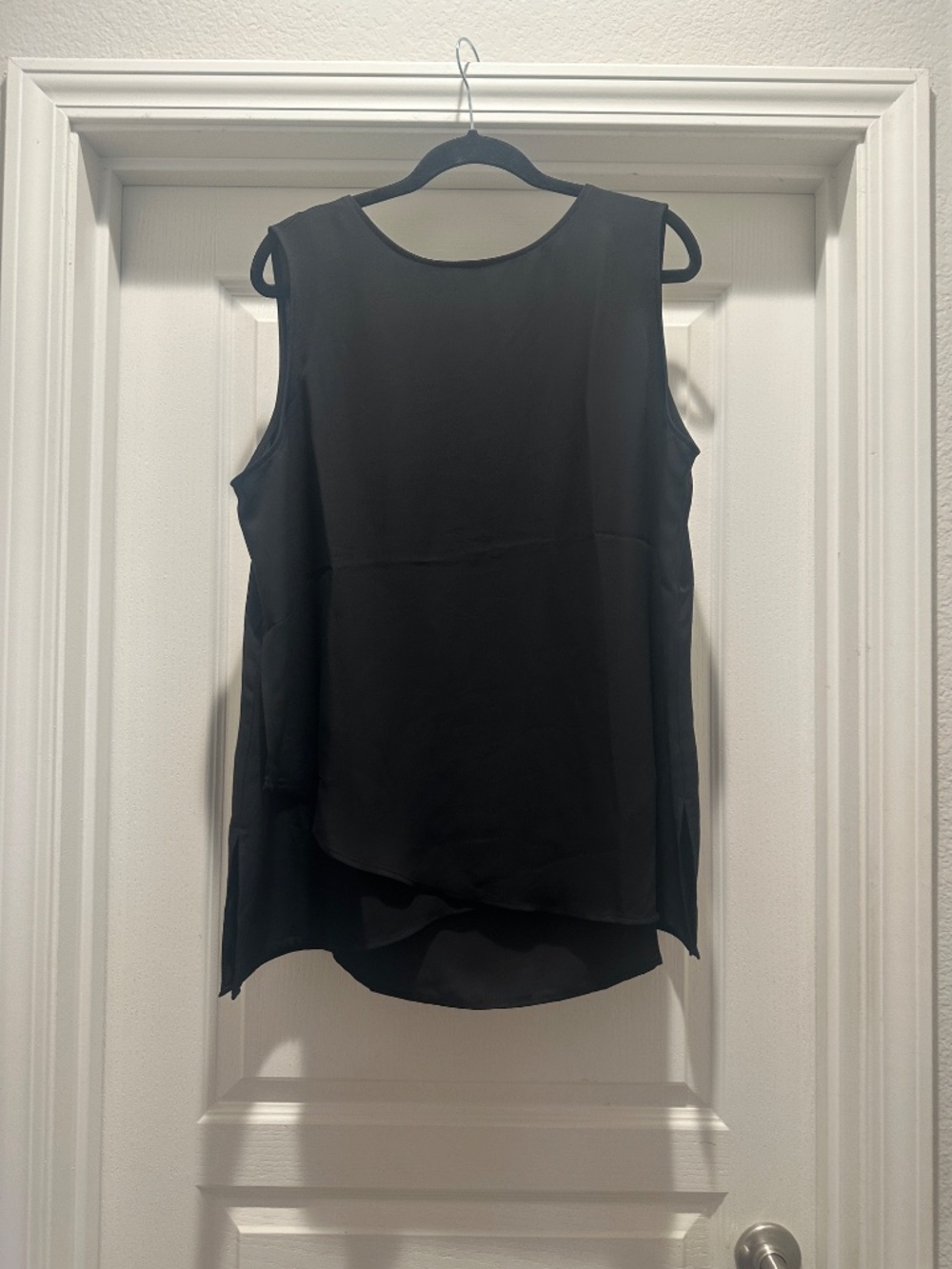 Chico's Crepe Clarissa Tank Zippered Back Closure - Picture 2 of 6